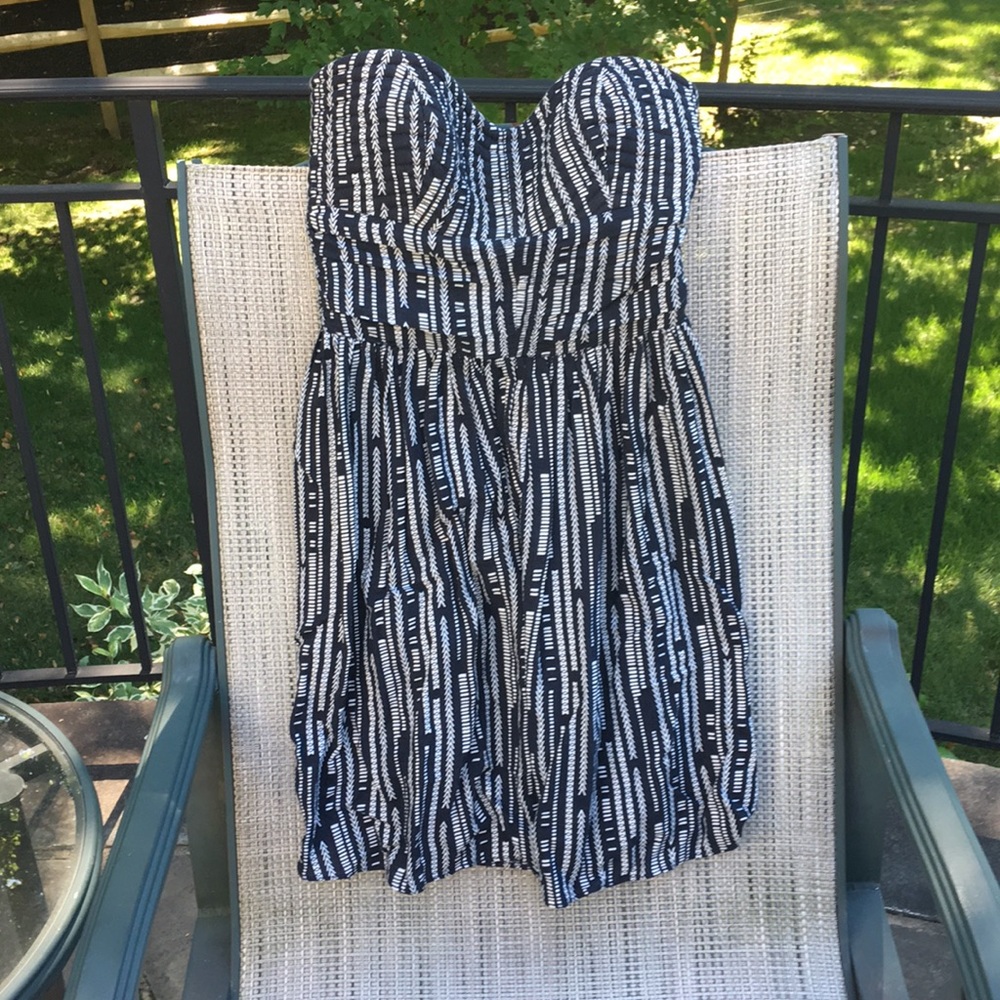 Bar III Strapless summer dress